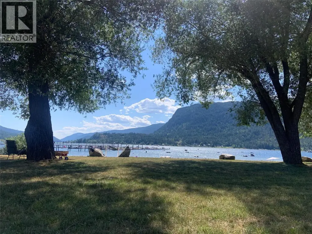346 Highway 97a Highway, Sicamous